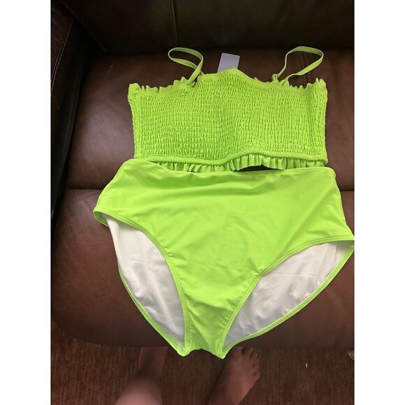 NWT Yonique Bright Green 2 Pc Bikini Swim Bathing Suit Size XL - Picture 2 of 3